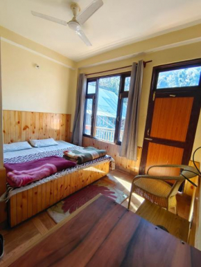 त्रिnity homestay